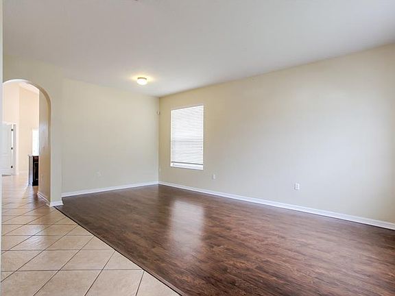 4th image of 12984 Daughtery Dr