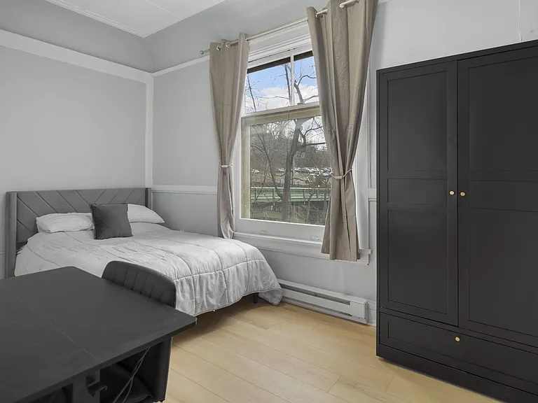504 Stewart Ave — Photo 91