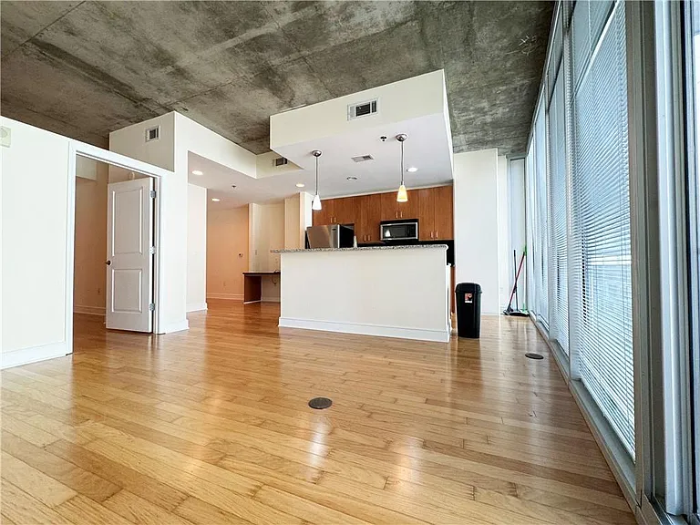 44 Peachtree Pl NW #929 — Photo 11