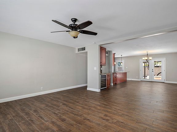 4th image of 8331 E Turney Ave