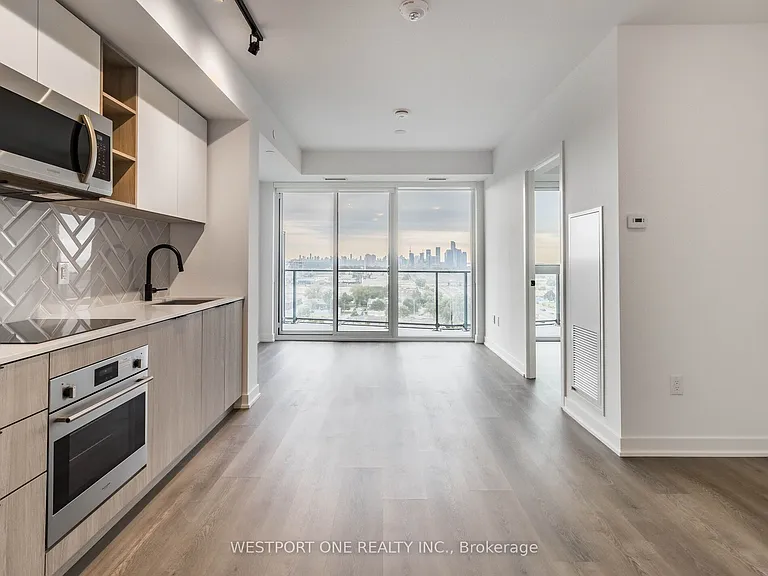 36 Zorra St W #1206 — Photo 8