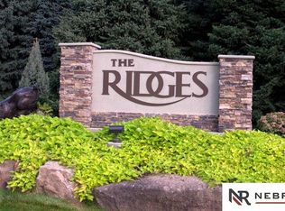 2458 S 182nd Cir, Omaha, NE 68130