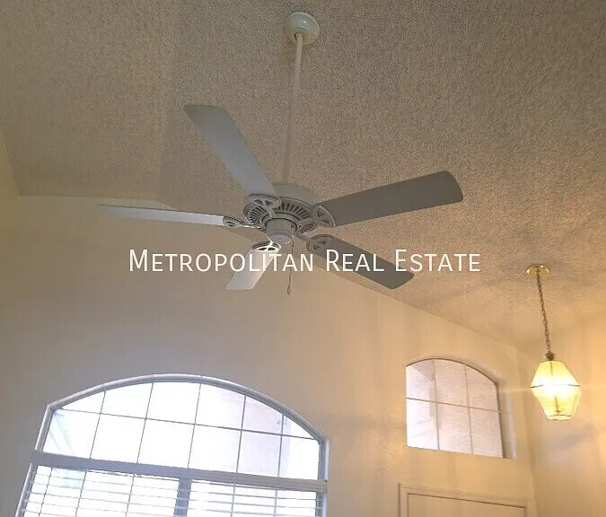 3402 E Oraibi Dr — Photo 4