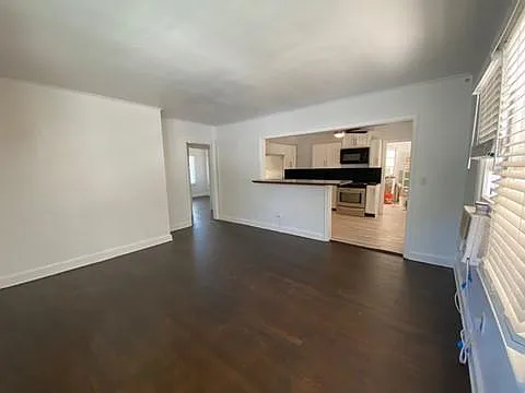 LIVING ROOM TO KITCHEN