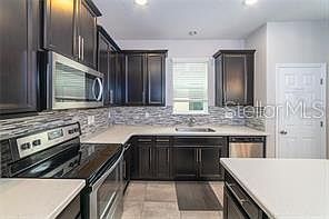 5th image of 2620 Palisade Blvd