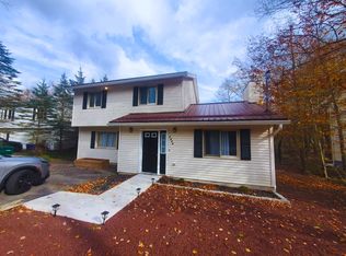 8407 Porcupine Dr, Tobyhanna, PA 18466