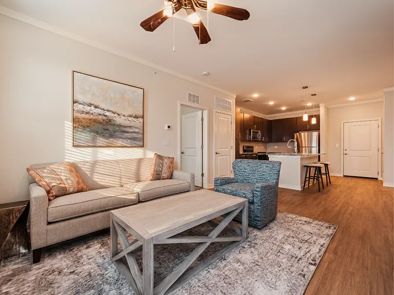 The Reserve at Cool Springs | Elizabethtown, KY | Living room