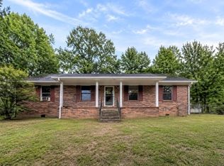 129 Oak St, Ashland City, TN 37015