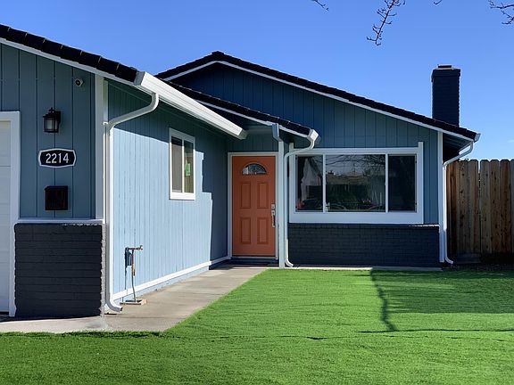 4th image of 2214 Georgia Ave