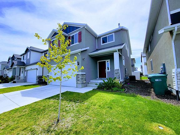 2nd image of 1049 W Albion Meadow Way