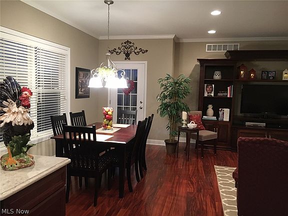 4th image of 221 Eldorado Dr #22