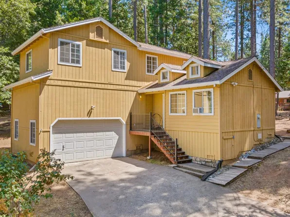 5768 Lupin Ln, Pollock Pines, CA 95726