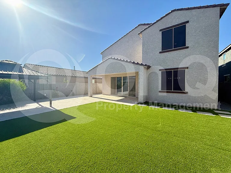 11343 E Upton Ave — Photo 3