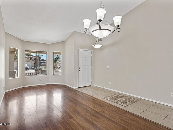 5th image of 76 W Corriente Court