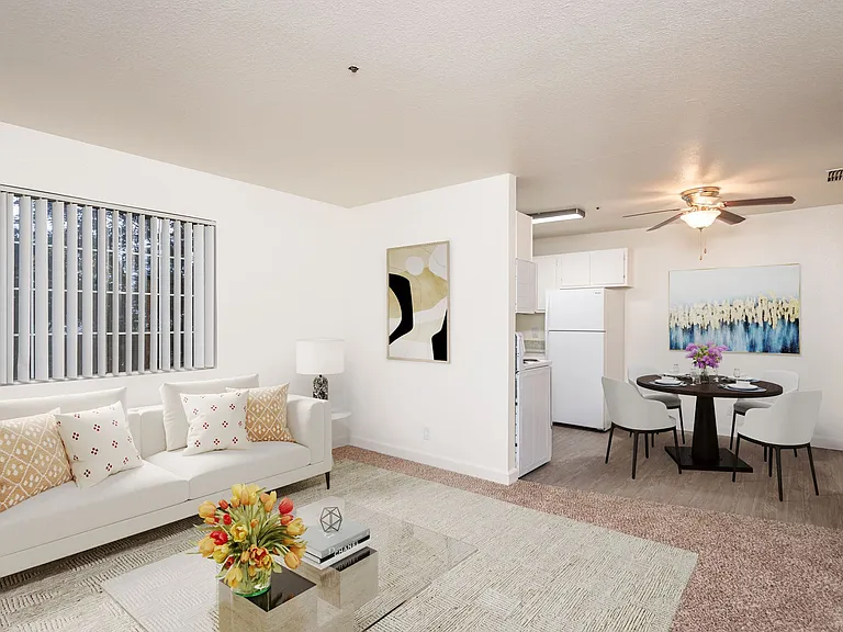 Liv 1621 Apartments — Photo 19