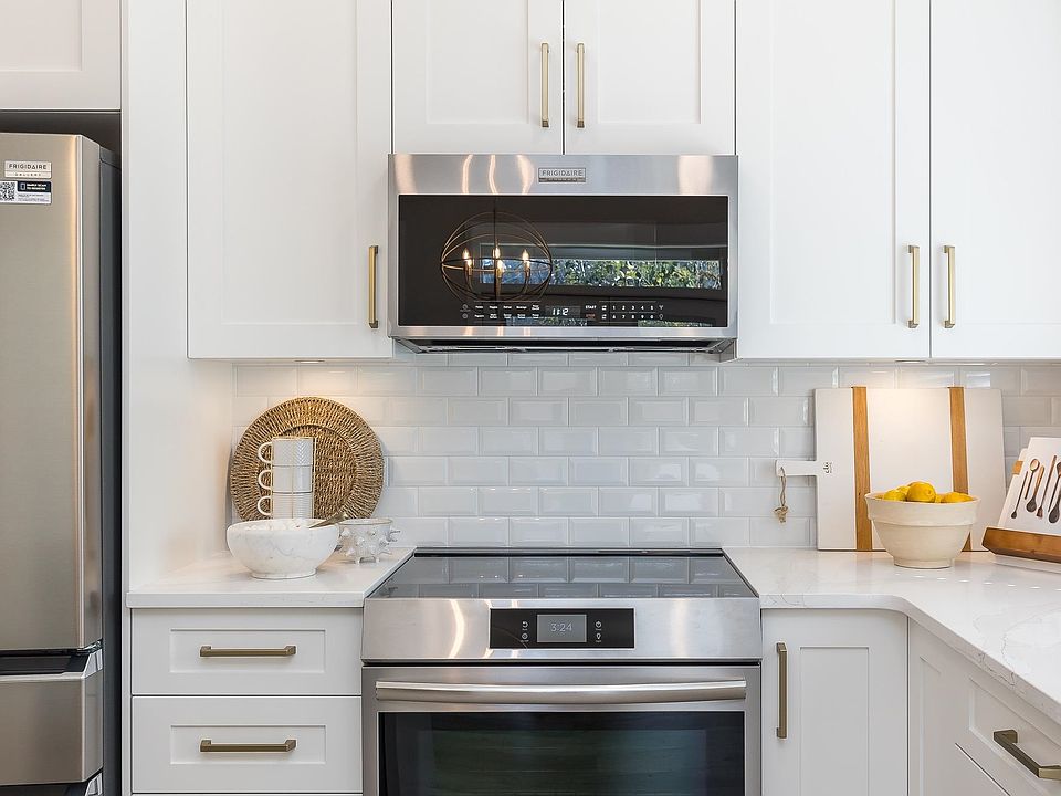 1st image of 6211 Chilliwack River Rd #103