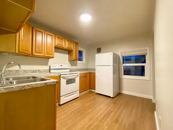 407 W Magnolia St, Centralia, WA 98531