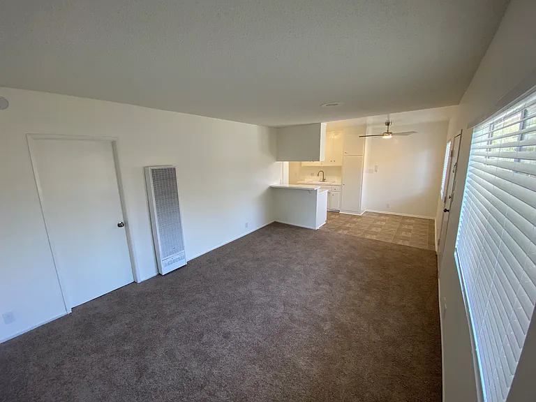 25215 Oak St #14 — Photo 12