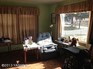 2nd image of 401 Poplar Ave