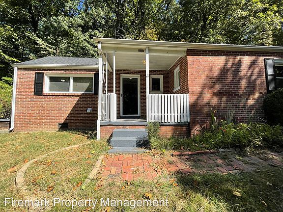 3rd image of 207 Hickory Grove Blvd
