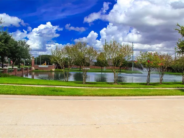 17423 Astrachan Rd, Richmond, TX 77407