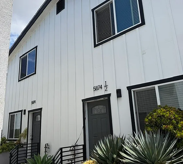 5874 Towne Ave — Photo 1