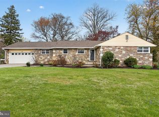65 Russell Rd, Phoenixville, PA 19460