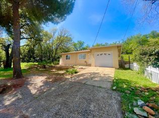 2918 West St, Redding, CA 96001