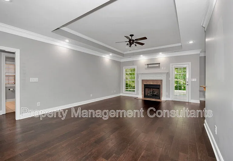 108 Blackwood Dr NW — Photo 5