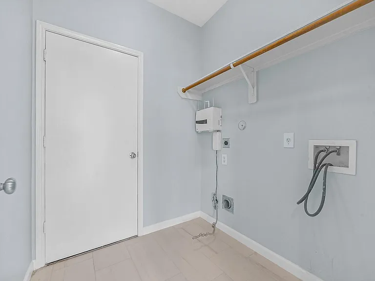 4238 Tree Moss Pl — Photo 29