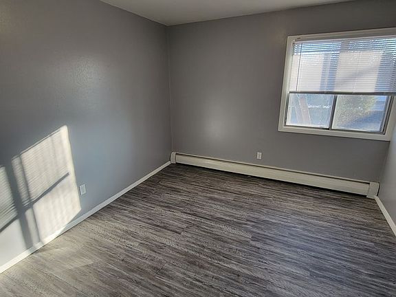 4th image of 1001 S East St #7