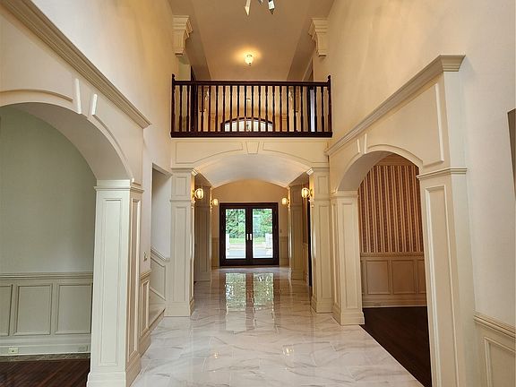 2nd image of 22504 Country Drive E