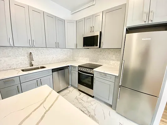 Rented by J PRESTON AND ASSOCIATES INC | media 9