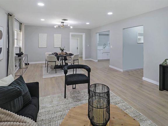 4th image of 131 NE 55th Street