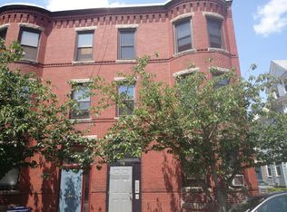 10 Saxton St, Dorchester, MA 02125