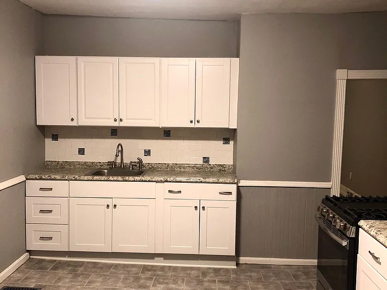 427 Branch St #2 — Photo 5