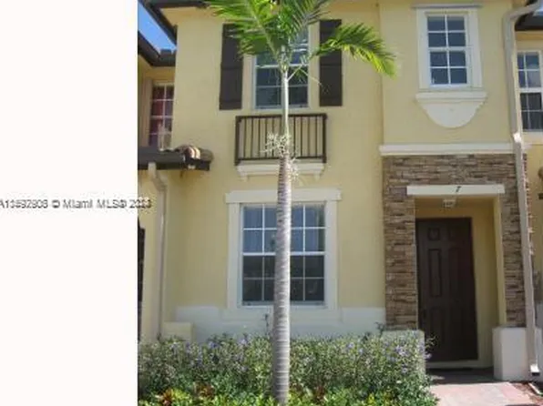 9269 SW 227th St #724, Cutler Bay, FL 33190