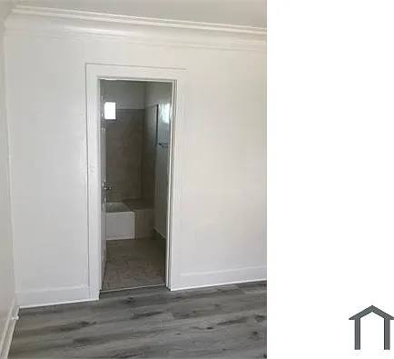 Studio, 500 sqft, $1,400 — Photo 2