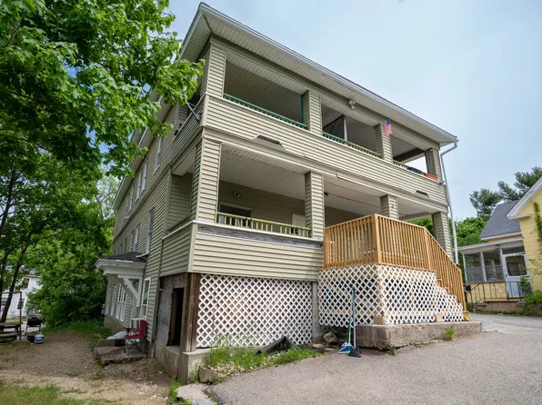 4 Lebanon Ct, Sanford, ME