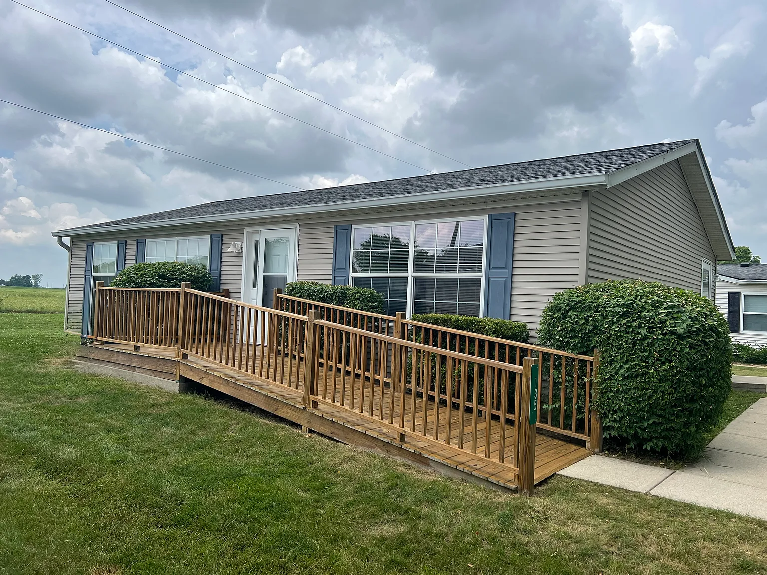 3 bed, 1188 sqft, $1,800 — Photo 2