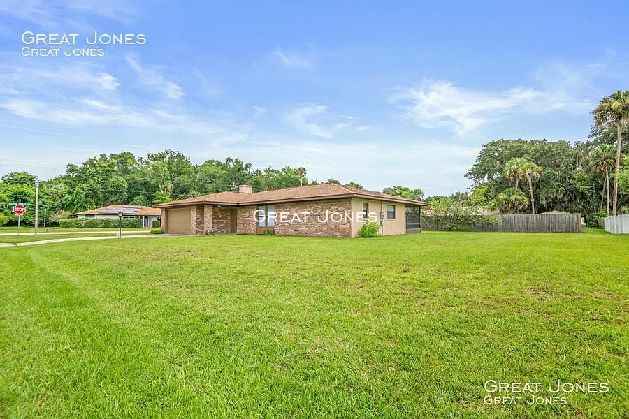 1st image of 20 Blakefield Dr