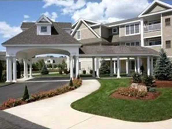 1116 Emerald Ct, Tewksbury, MA 01876