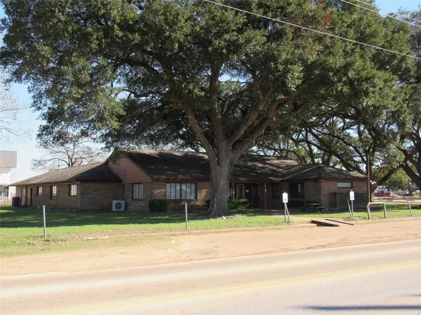 2119 Woods Rd, Brookshire, TX 77423