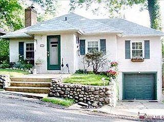 2nd image of 255 Oak Dr NW