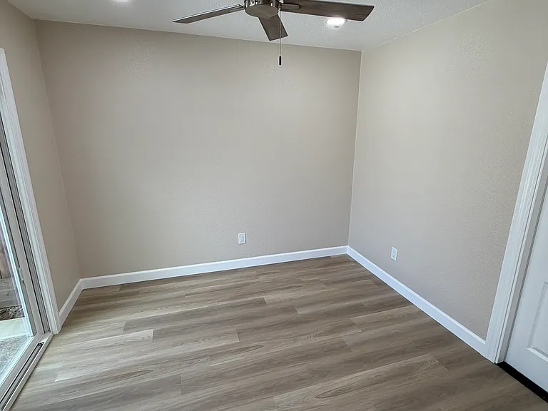 4145 E Orangeburg Ave — Photo 33