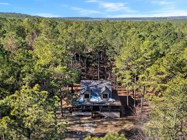 208 Lost Plum Trl, Broken Bow, OK 74728