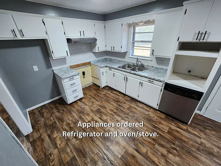 1509 E Nancy Dr — Photo 3