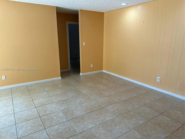 10711 SW 116th Ave — Photo 6
