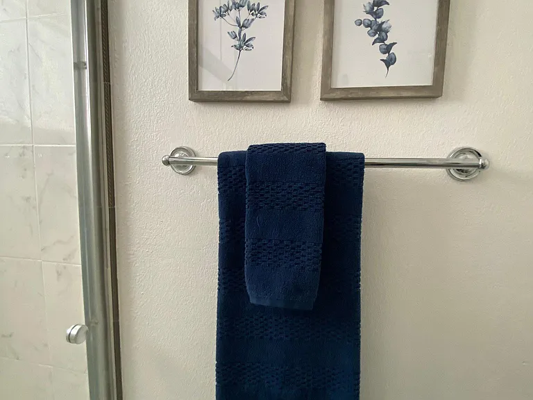 2834 Holiday Dr — Photo 8