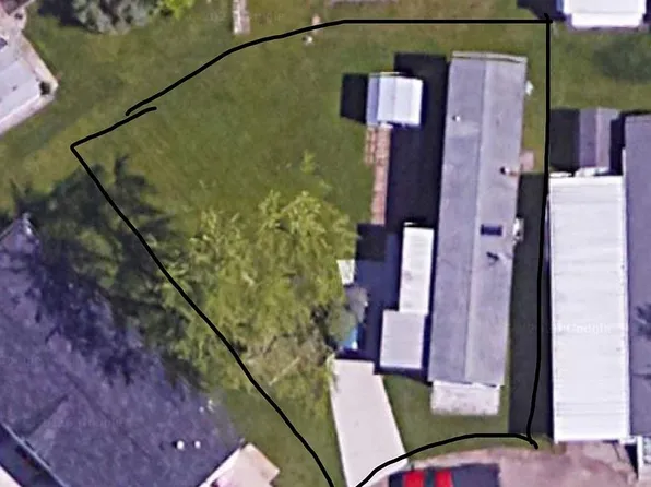 6661 N Canal Rd, Dimondale, MI 48821